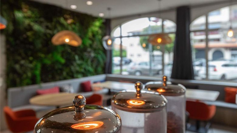 <b>Ibis Ciboure St Jean De Luz Restaurant</b>. Images powered by <a href="https://iceportal.shijigroup.com/" title="IcePortal" target="_blank">IcePortal</a>.