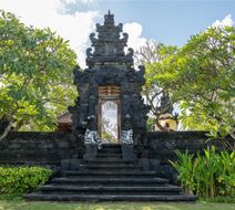 Pullman Bali Legian Beach Exterior