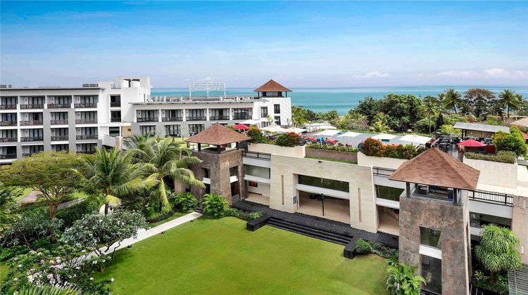 Pullman Bali Legian Beach Meeting