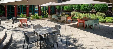 Ibis Budapest Heroes Square Exterior