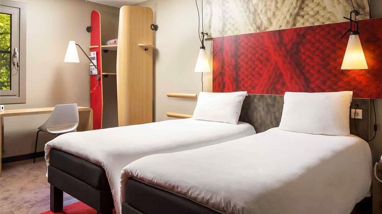 Ibis Styles Budapest Heroes Square Room