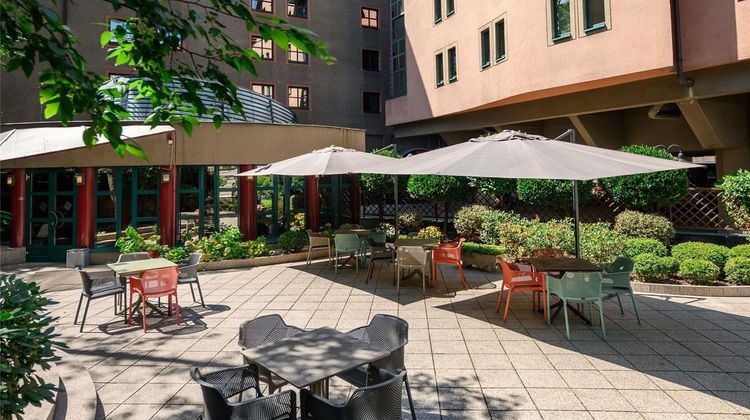 Ibis Styles Budapest Heroes Square Exterior