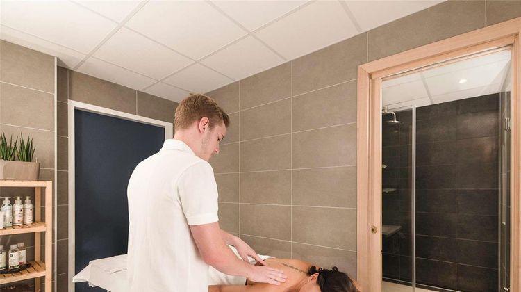 Hotel Mercure Budapest City Center Health