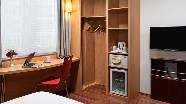 <b>Ibis Eskisehir Room</b>. Images powered by <a href="https://iceportal.shijigroup.com/" title="IcePortal" target="_blank">IcePortal</a>.
