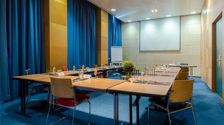 <b>Ibis Casablanca City Center Meeting</b>. Images powered by <a href="https://iceportal.shijigroup.com/" title="IcePortal" target="_blank">IcePortal</a>.