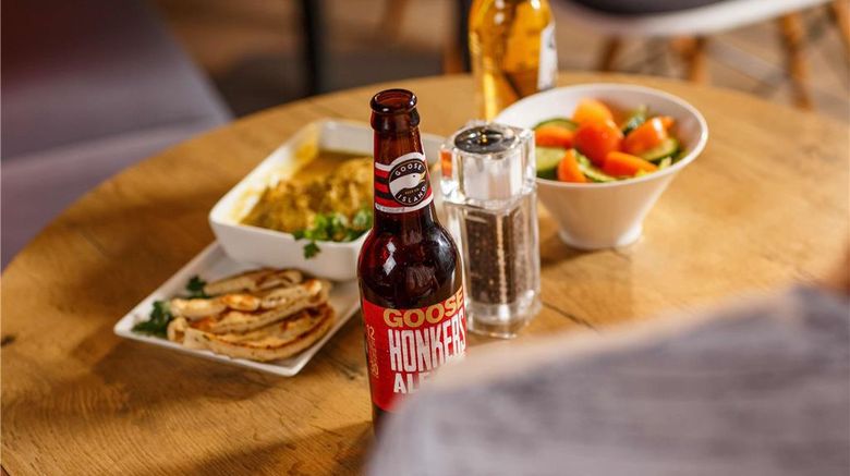 <b>Ibis Bristol Temple Meads Quay Restaurant</b>. Images powered by <a href="https://iceportal.shijigroup.com/" title="IcePortal" target="_blank">IcePortal</a>.