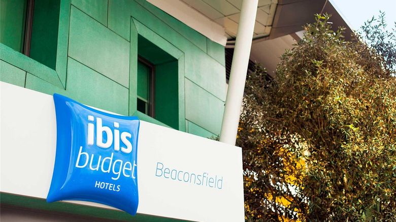 Ibis Budget Beaconsfield Exterior. Images powered by <a href="https://iceportal.shijigroup.com" target="_blank" rel="noopener">Ice Portal</a>.