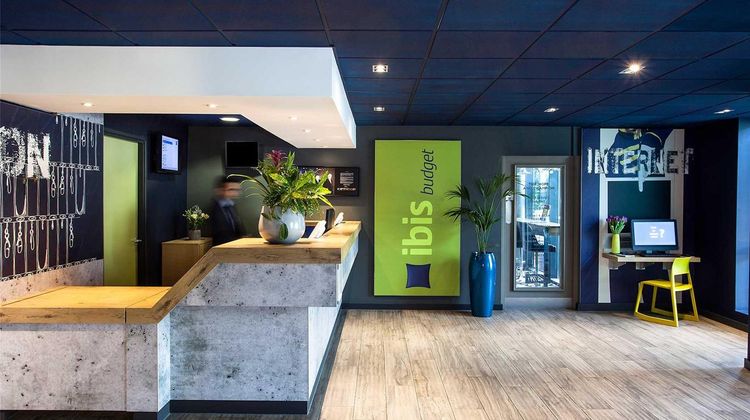 Ibis Budget Beaconsfield Exterior