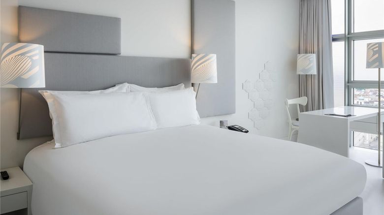 <b>SO/ Vienna Room</b>. Images powered by <a href="https://iceportal.shijigroup.com/" title="IcePortal" target="_blank">IcePortal</a>.