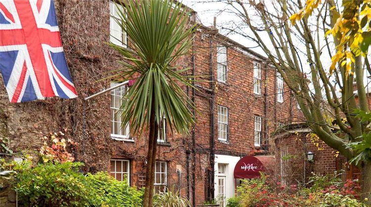 Mercure White Hart Salisbury Exterior