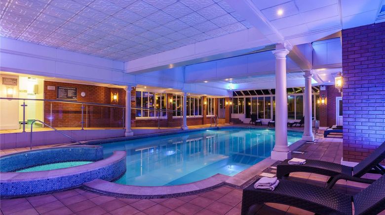 <b>Mercure Dunkenhalgh Hotel and Spa Pool</b>. Images powered by <a href="https://iceportal.shijigroup.com/" title="IcePortal" target="_blank">IcePortal</a>.