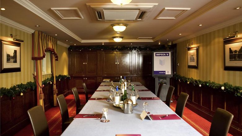 <b>Mercure Stratford-upon-Avon Shakespeare Meeting</b>. Images powered by <a href="https://iceportal.shijigroup.com/" title="IcePortal" target="_blank">IcePortal</a>.