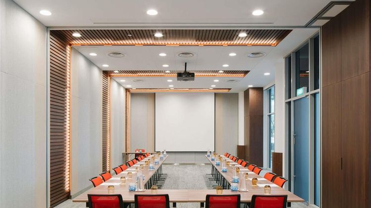 Ibis Singapore on Bencoolen Meeting