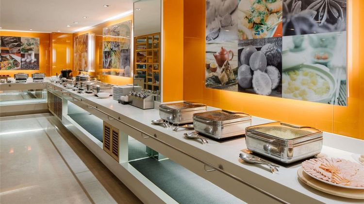 Ibis Singapore on Bencoolen Restaurant