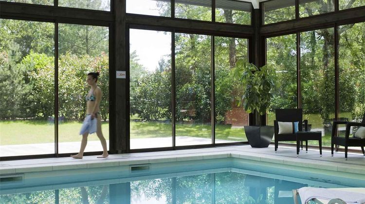 Cabot Bordeaux MGallery Pool