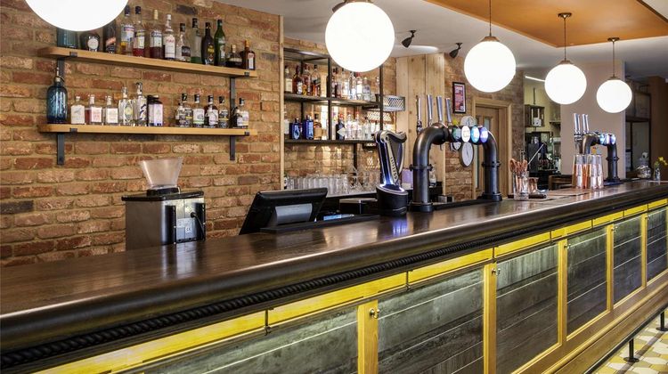 Mercure Eastgate Townhouse Restaurant