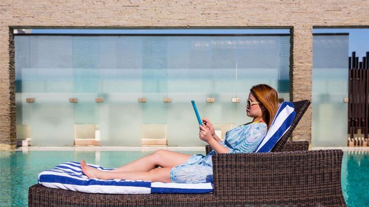 Novotel Suites Mall Avenue Dubai Pool