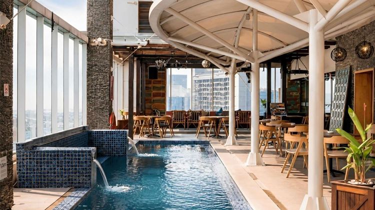 Mercure Jakarta Simatupang Exterior