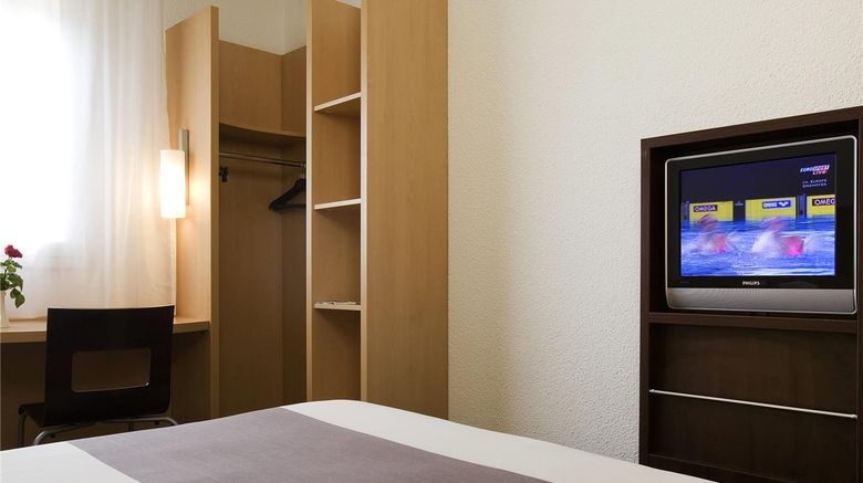 <b>Ibis Cotonou Room</b>. Images powered by <a href="https://iceportal.shijigroup.com/" title="IcePortal" target="_blank">IcePortal</a>.