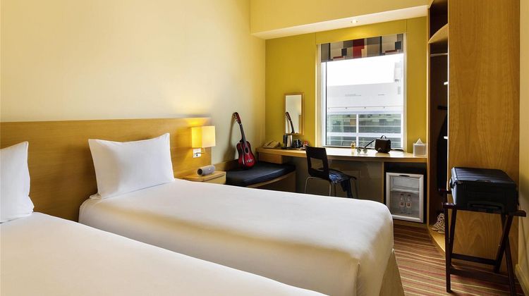 Ibis Al Rigga Room