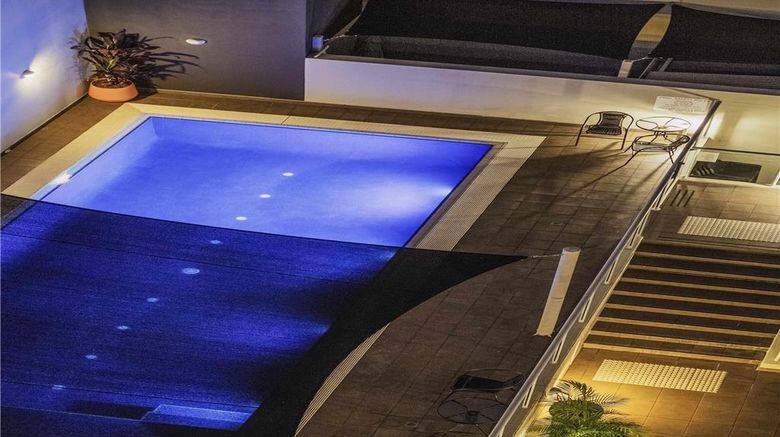 <b>Mercure Centro Hotel Pool</b>. Images powered by <a href="https://iceportal.shijigroup.com/" title="IcePortal" target="_blank">IcePortal</a>.