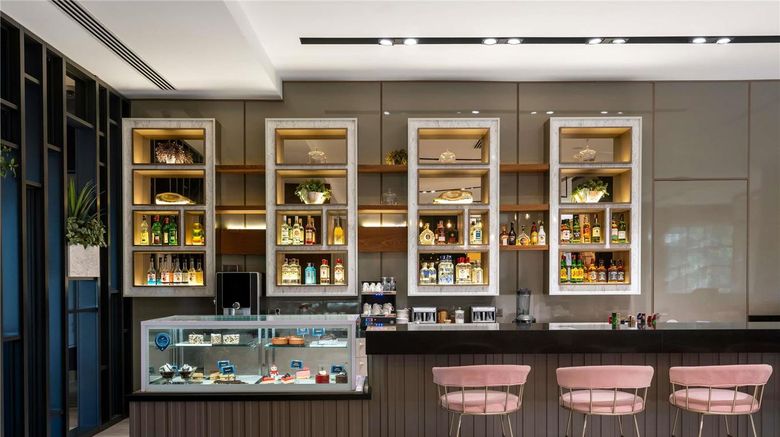 <b>Hotel Novotel Trabzon Restaurant</b>. Images powered by <a href="https://iceportal.shijigroup.com/" title="IcePortal" target="_blank">IcePortal</a>.