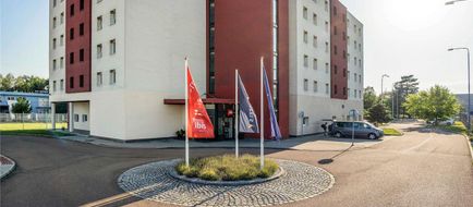 Hotel Ibis Plzen Exterior
