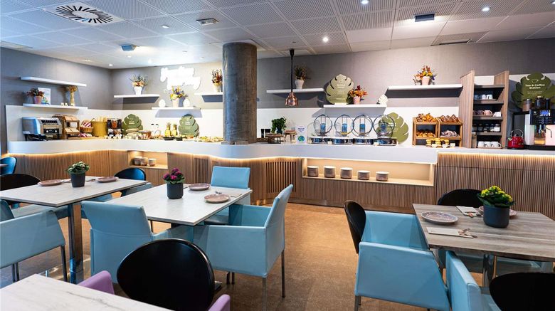 <b>Suite Novotel Malaga Centro Restaurant</b>. Images powered by <a href="https://iceportal.shijigroup.com/" title="IcePortal" target="_blank">IcePortal</a>.