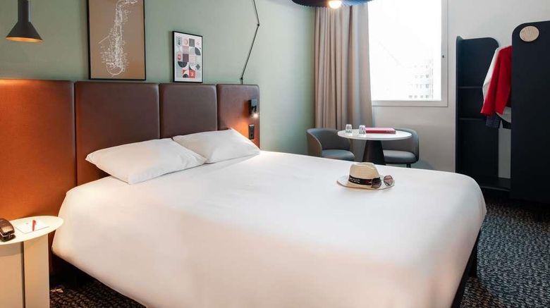 <b>Hotel Ibis Lausanne Centre Room</b>. Images powered by <a href="https://iceportal.shijigroup.com/" title="IcePortal" target="_blank">IcePortal</a>.