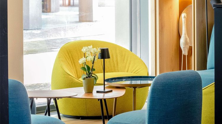 Ibis Lugano Paradiso Exterior