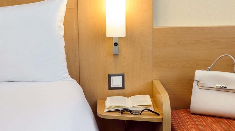 Ibis Lugano Paradiso Room