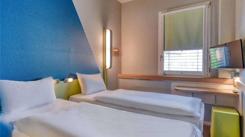 <b>Ibis Budget Luzern City Room</b>. Images powered by <a href="https://iceportal.shijigroup.com/" title="IcePortal" target="_blank">IcePortal</a>.