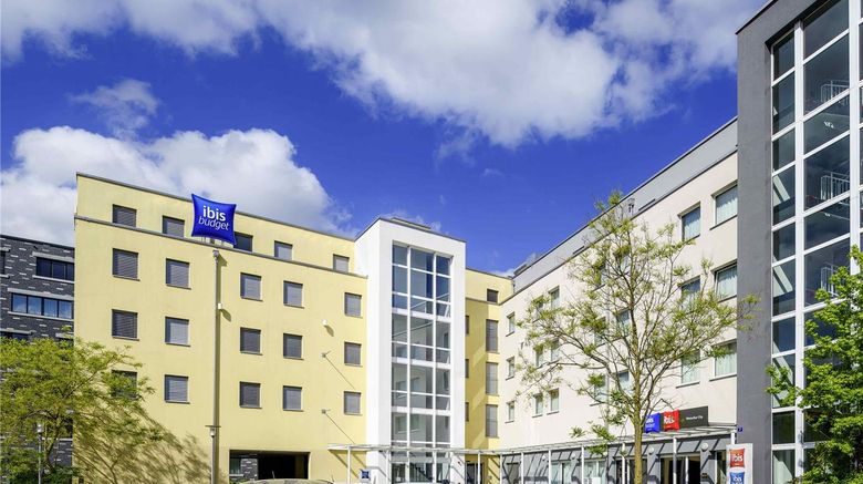 Ibis Budget Winterthur Exterior. Images powered by <a href="https://iceportal.shijigroup.com" target="_blank" rel="noopener">Ice Portal</a>.