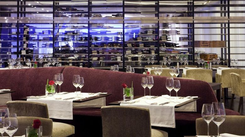 <b>Pullman Rosario City Center Restaurant</b>. Images powered by <a href="https://iceportal.shijigroup.com/" title="IcePortal" target="_blank">IcePortal</a>.
