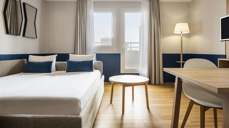 Adagio La Defense Kleber Room