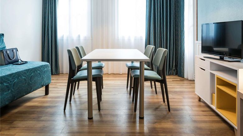 <b>Adagio Paris Montmartre Room</b>. Images powered by <a href="https://iceportal.shijigroup.com/" title="IcePortal" target="_blank">IcePortal</a>.
