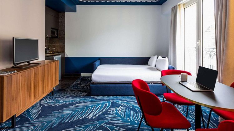 Adagio Haussmann Champs-Elysees Room