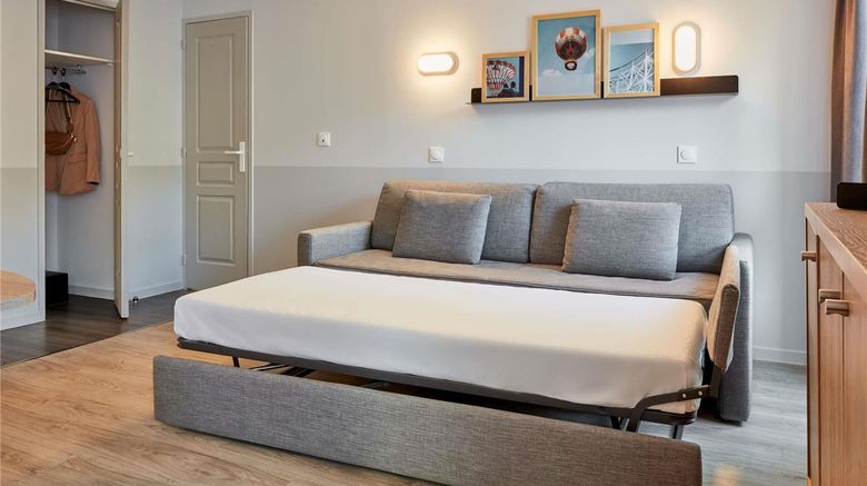 <b>Adagio Aparthotel Val D'Europe Room</b>. Images powered by <a href="https://iceportal.shijigroup.com/" title="IcePortal" target="_blank">IcePortal</a>.