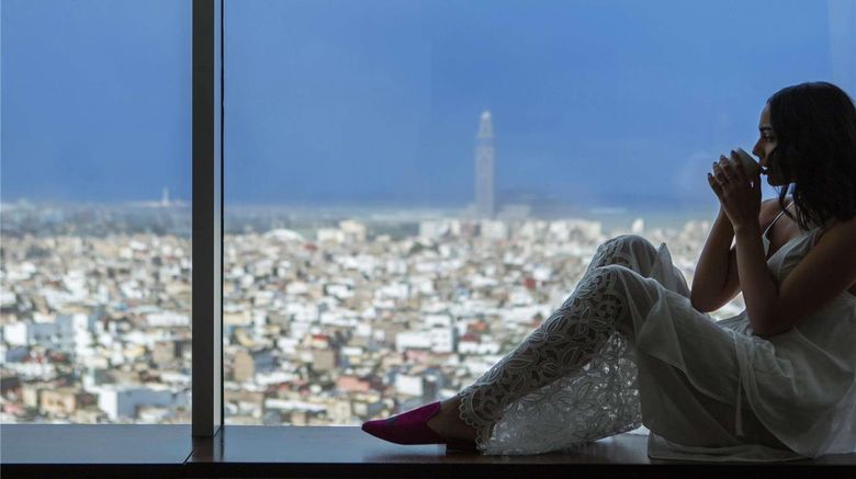 <b>Sofitel Casablanca Tour Blanche Suite</b>. Images powered by <a href="https://iceportal.shijigroup.com/" title="IcePortal" target="_blank">IcePortal</a>.