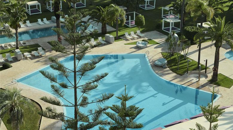 <b>Sofitel Rabat Jardin des Roses Pool</b>. Images powered by <a href="https://iceportal.shijigroup.com/" title="IcePortal" target="_blank">IcePortal</a>.