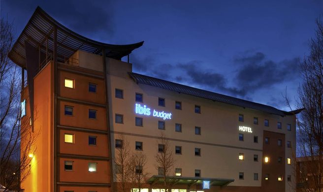 Ibis Budget Newport Exterior