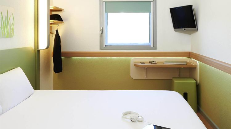 Ibis Budget Newport Room