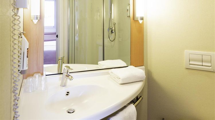 Ibis Oviedo Room