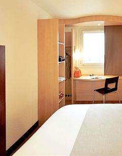 Ibis Oviedo