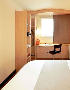 Ibis Oviedo