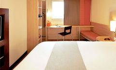 Ibis Oviedo