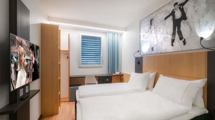 Hotel Ibis Locarno Room