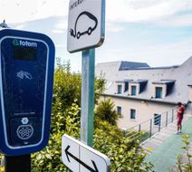 Hotel Ibis Bayeux Port En Bessin Exterior