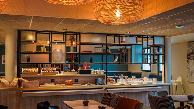 Hotel Ibis Bayeux Port En Bessin Restaurant