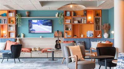 Hotel Ibis Bayeux Port En Bessin